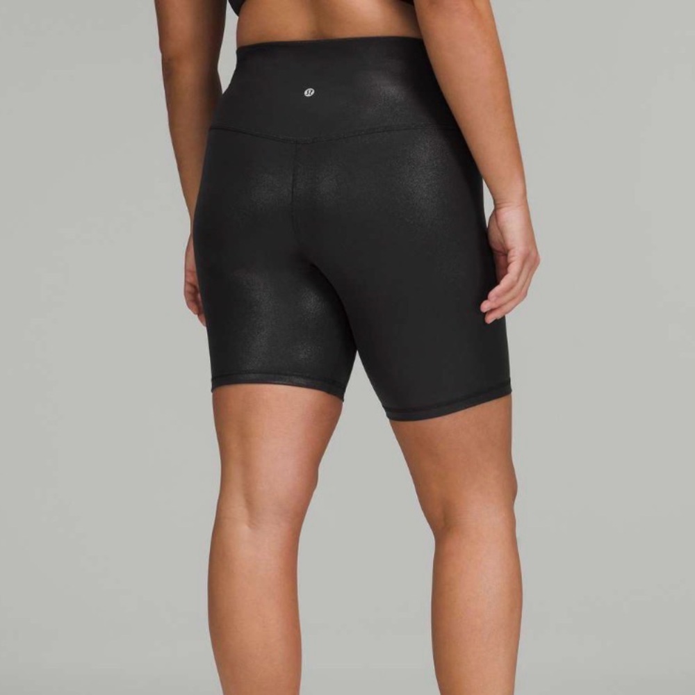 Lululemon Align High-Rise Short 8" *Shine
Radiate Foil Print Black